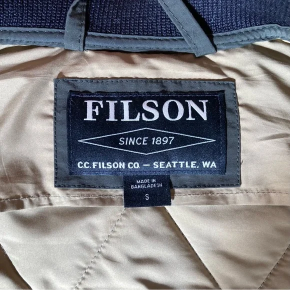 Filson Men’s Quilted Pact Jacket in dark otter green, small - Picture 4 of 9